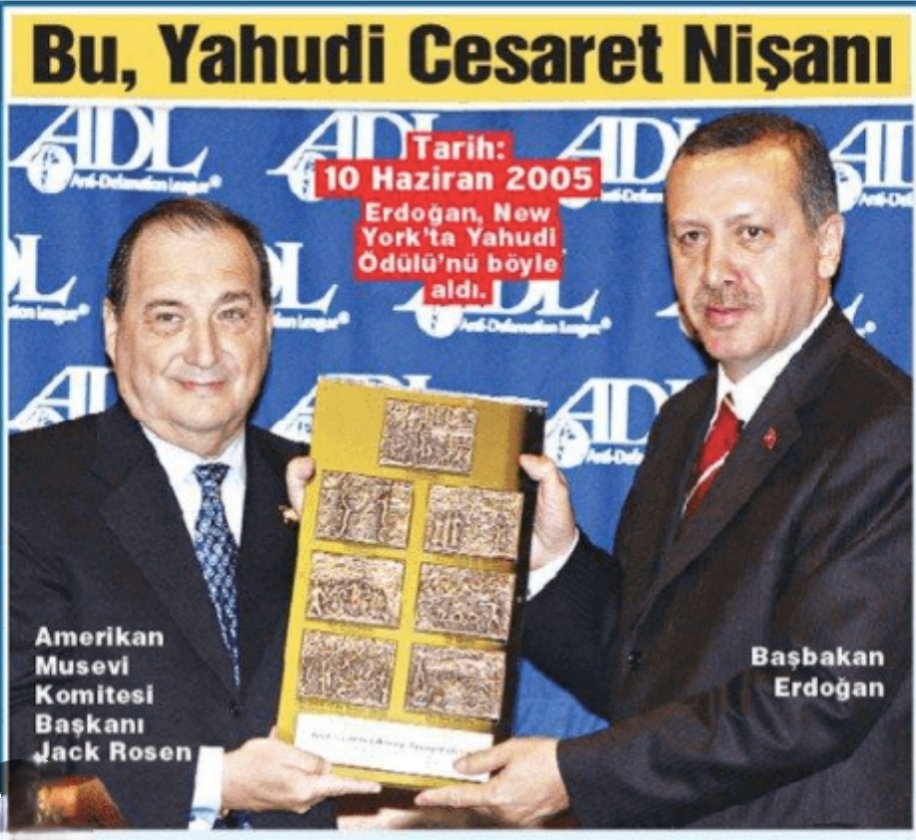 birhayvansever7's tweet photo. @faruk_akli @KargerSuheyla Hala cevap veremiyor!Gtü sıkıştı mı papağan gibi "siyonist" deyip geçiyor! PARALI TROL bana trol diyor 😄
Kendi gibi  trolün paylaşımlarını örnek gösteriyor!
Siyonistlerle ticaret yaparlar,Çin ile ticaret yaparlar,ABD ne derse  yaparlar ama dindarlar!Din kim,imankim,siz kim..? https://t.co/c0tr4dy4hv