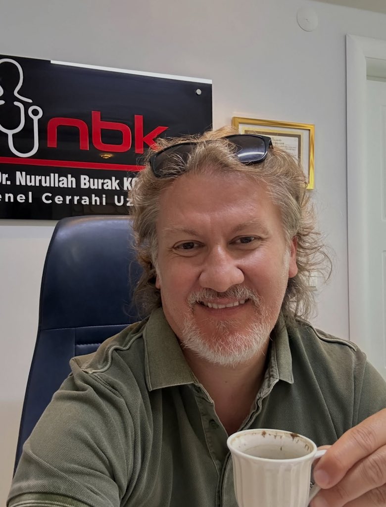 BrainMasonezrz's tweet photo. Coffee or tea? https://t.co/OjhXb7gjb4
