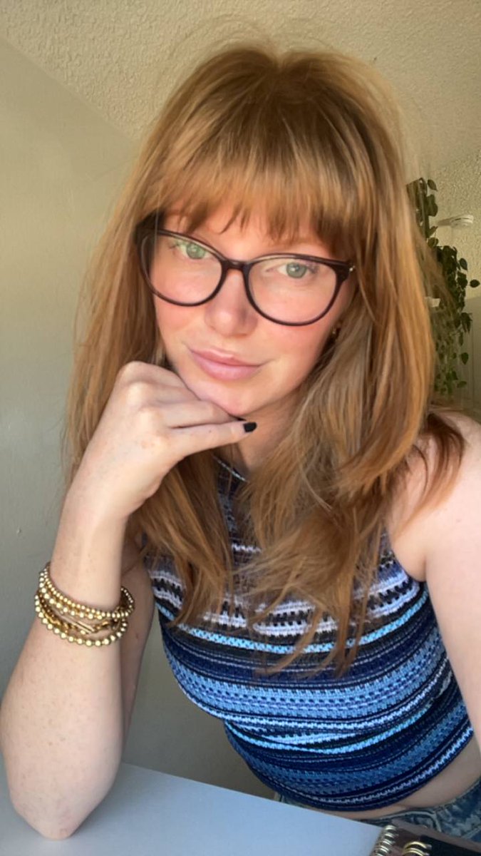 WillowRaeOnly tweet picture
