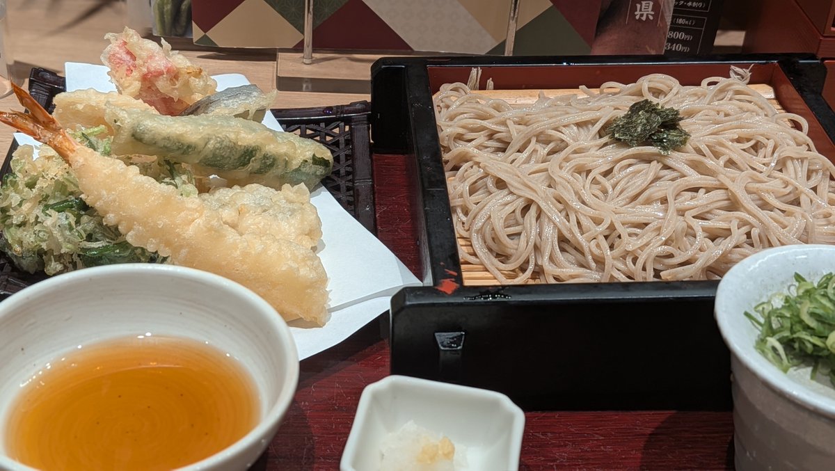 F13_Json's tweet photo. お蕎麦！！
･:* .(( °ω° ))/.: .ﾟ･..☆.✨SOBA✨.☆.｡.:. *:ﾟ･:*(( °ω° ))/.: https://t.co/EuCQiUnON7