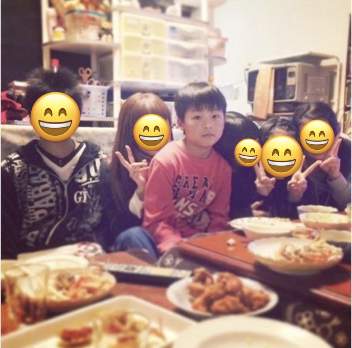 onyusorson's tweet photo. 여초 집안에서 자랏다는거 뭔가좀 좋은듯….. https://t.co/bnboWyE5jZ