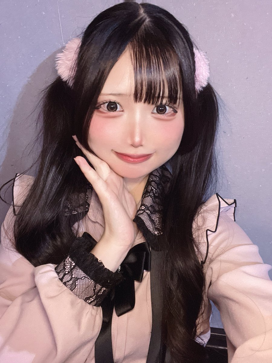 ruby__al's tweet photo. 出勤しました՞ɞ̴̶̷̥⩊ɞ̴̶̷̥꒱֯♡23時までです@andlove_akb https://t.co/7qcIdqlmga