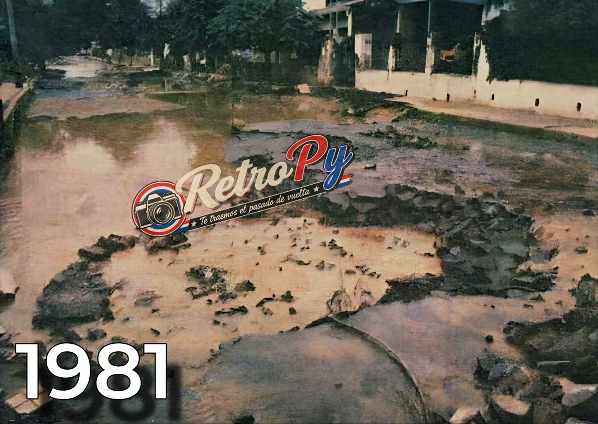 ReloadedRetropy's tweet photo. ¡Buen día!
Excelente jornada para todos
Este era el estado de la calle San José entre Rio de Janeiro y José Berges. https://t.co/kBt8zrZsMA