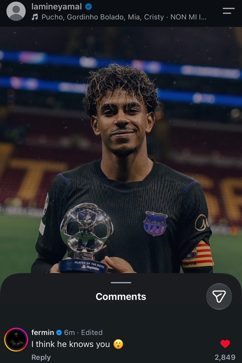 BlaugranaXtra_'s tweet photo. 📲 | Fermín replies to Lamine's post on IG: “I think he knows you 😮”

📲| Raphinha also replies to Lamine on IG: “ I think he knows you now 👀🔥” https://t.co/XmDx6XJkVN