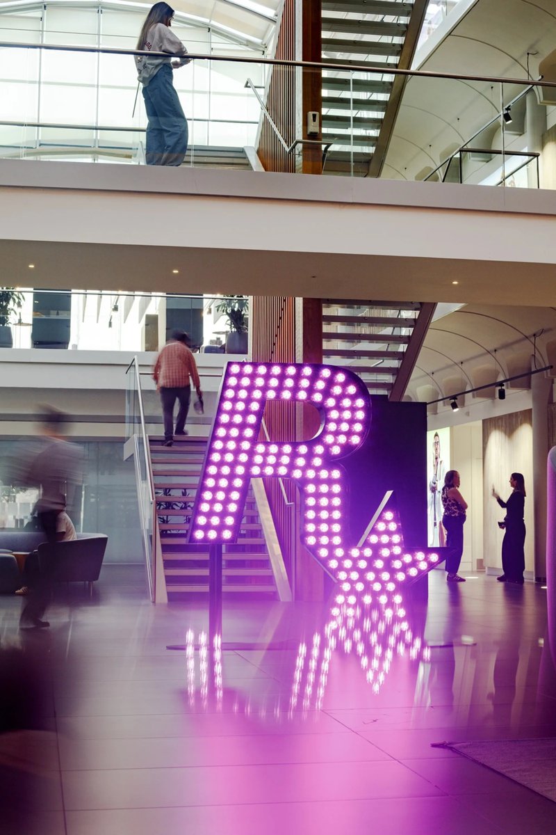 videotech's tweet photo. A look inside Rockstar North decorated with #GTAVI via @jasonschreier 

Source: https://t.co/uGgprfUR91 https://t.co/t02SzBpUB5