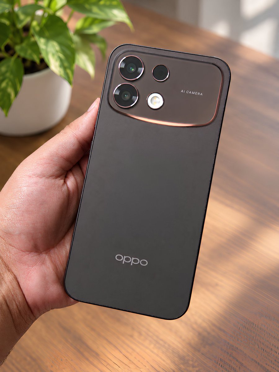 NexaVerve's tweet photo. @heyitsyogesh Currently using the Moto G62, and my biggest complaint is the LCD display. 😅 

Switching to the #OPPOF35PRO’s 1.5K 120Hz AMOLED would be a massive upgrade with richer colours and smoother scrolling! 😍📱
@heyitsyogesh

Tagging 
@ItsMrSolanki @NirajMehto https://t.co/pNNVRx2iAD