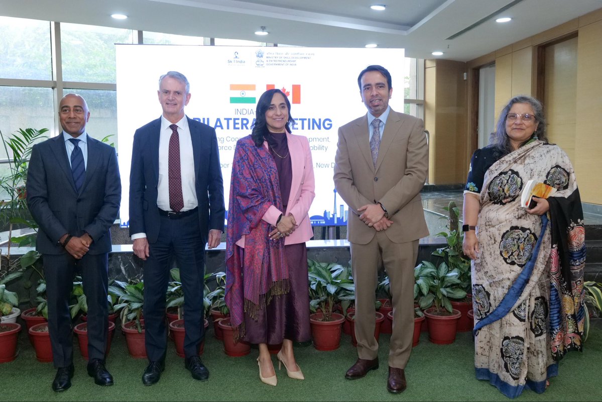 jayantrld's tweet photo. Had a productive interaction with H.E. @AnitaAnandMP, Minister of Foreign Affairs of Canada, and her delegation on strengthening #IndiaCanada cooperation in skilling and talent mobility.

From industry-aligned training to skills recognition and the #CanadaIndia Talent and Innovation Strategy, we are working to turn shared priorities into global opportunities for our youth. 🇮🇳🇨🇦

@PMOIndia @MEAIndia @MSDESkillIndia @EduMinOfIndia