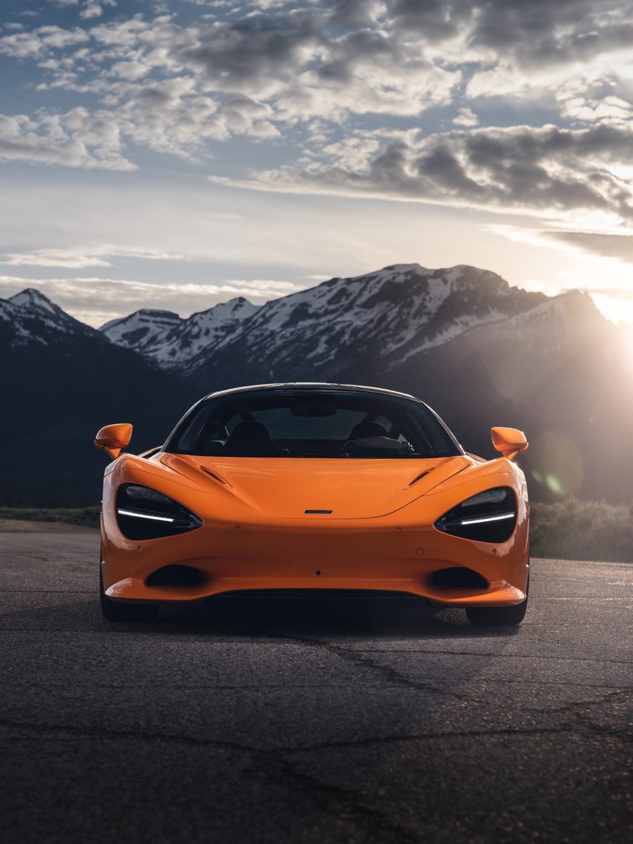 McLarenAuto's tweet photo. Built to wake mountains.

The 750S. https://t.co/VB0T6DqdQs