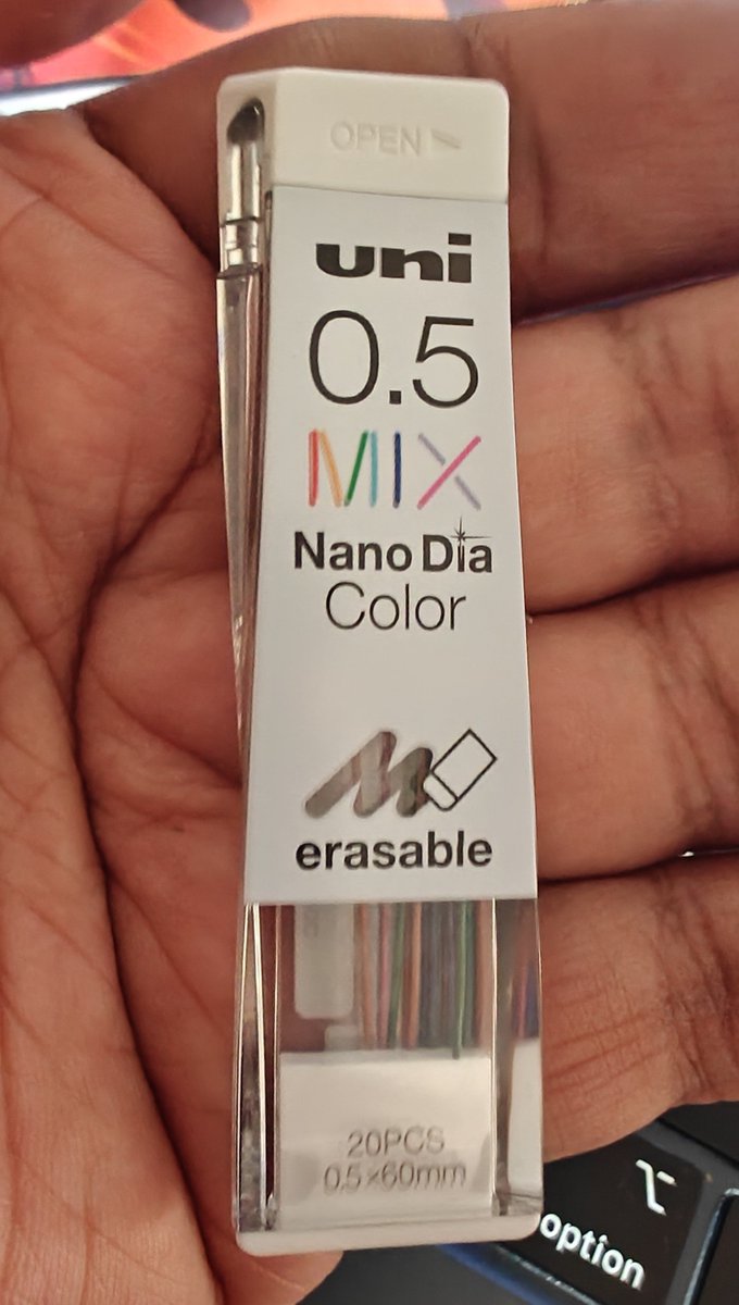 dakuwithchaku's tweet photo. If I lived in Japan I would just be spending most of my income on stationery. 

Ordered coloured leads. Best part they're eraseable just like the black leads. Rs 225 for 20 pcs. Mom's been told they costed me Rs 25. 🥹 https://t.co/IIFA1tPg1L