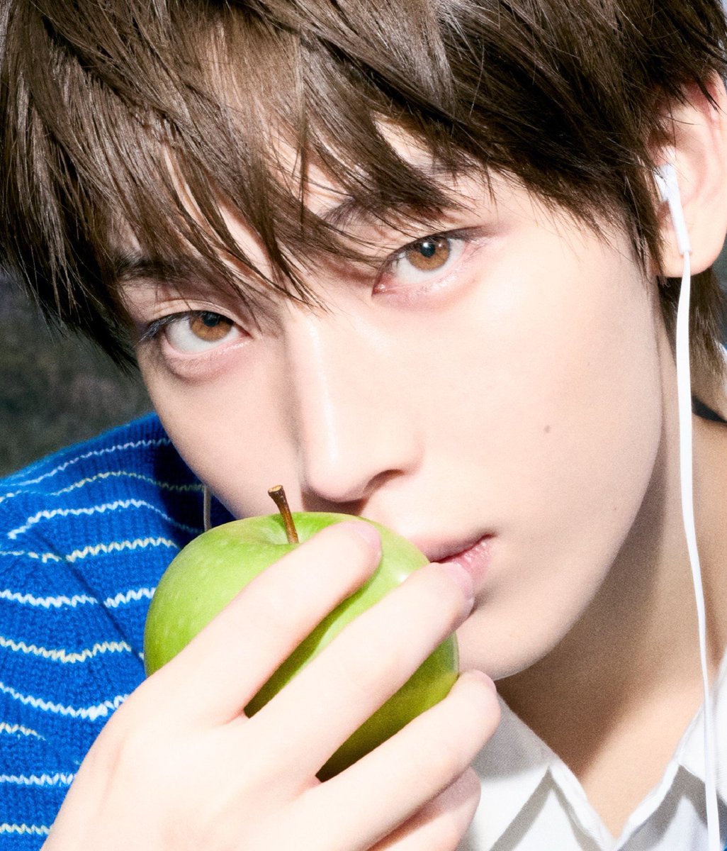 ftalsunoos's tweet photo. sunoo truly have the most beautiful eyes https://t.co/zkcsx4s73X