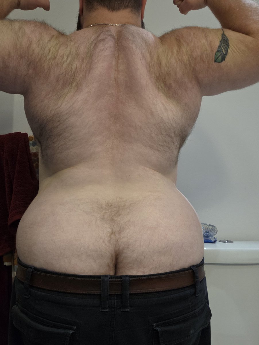 BeBigger2's tweet photo. Mathe its my praise kink but, I love showing off my growing body. https://t.co/JkXRyvIeFU