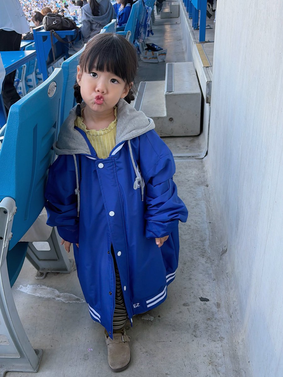 SL1onz's tweet photo. 진짜 김래아 ㅠㅠㅠㅠ 너무 귀여워 https://t.co/pMwMGg7P4K