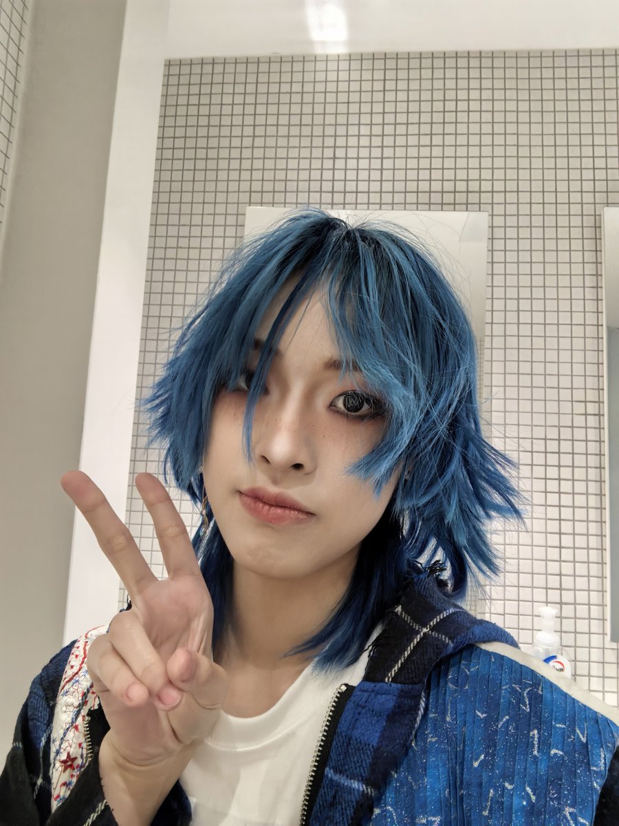 FishySei's tweet photo. 来个置顶🔝
我是FishySei
称呼的话Sei就可以Ϟ(๑⚈ ․̫ ⚈๑)⋆
Sei酱也可以呦～

最喜欢抑制剂类药物，囤积氯硝西泮中……
04年生 读大学中ᕙ(  •̀ ᗜ •́  )ᕗ
红蓝对比色爱好者 https://t.co/PcZ0jFwayp