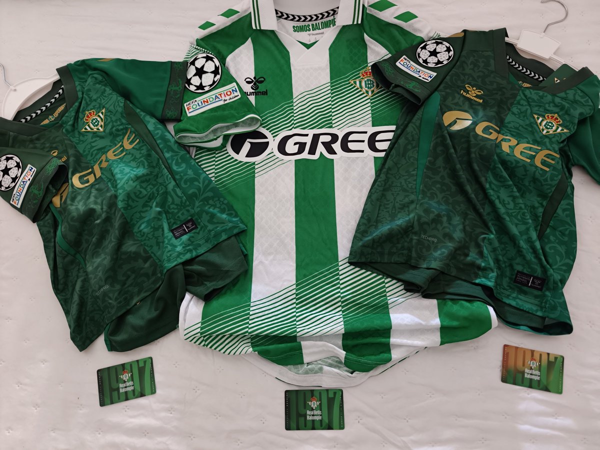 Maria_papa22's tweet photo. Hay noches que son para siempre 💚@realbetis https://t.co/z5x9RPFByn