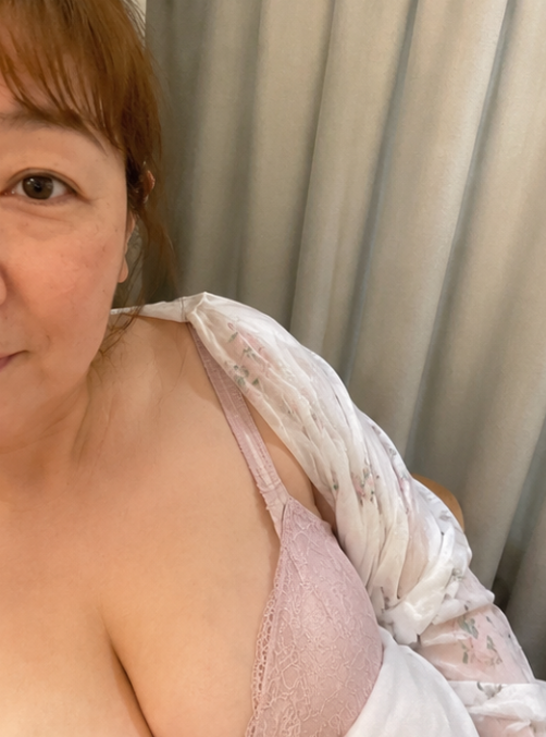 Agarinaa's tweet photo. 柔らかくほぐしてください

ババアで需要もないので
久しくしていないので、、、

挿入の瞬間、見るのが好きです。
だって、え っ ち、だし。違う？ https://t.co/HLso1TPyDv