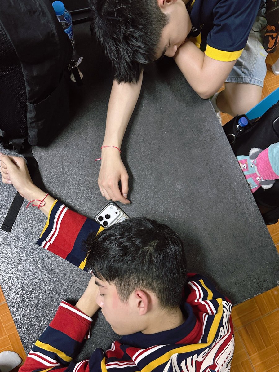 bbbsmilenarak's tweet photo. น่ารักจัง 🥺

#CCCSummerCrushQ2 https://t.co/2jt5fTS75d