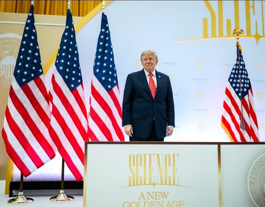 miguelifornia's tweet photo. 🙏 🇺🇸 Thank You Lord for this day in America, Wednesday, October 14, 2026. We thank You for our beautiful Country and all of Your blessings upon us. We lift up President Trump to You and thank You for getting him home safely from Alaska & now in Nevada and we pray protection over him. Please strengthen, lead & guide every decision he makes today. We are so grateful to have him, our fighter.

🙏 We ask this all in Jesus' Name
🕊 Amen

📷 @dto_rok