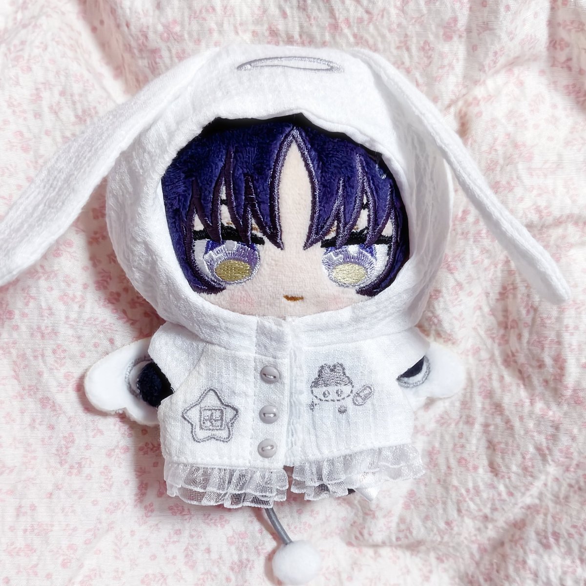 Amano7na's tweet photo. 🐰 https://t.co/0KcOkJCJOz