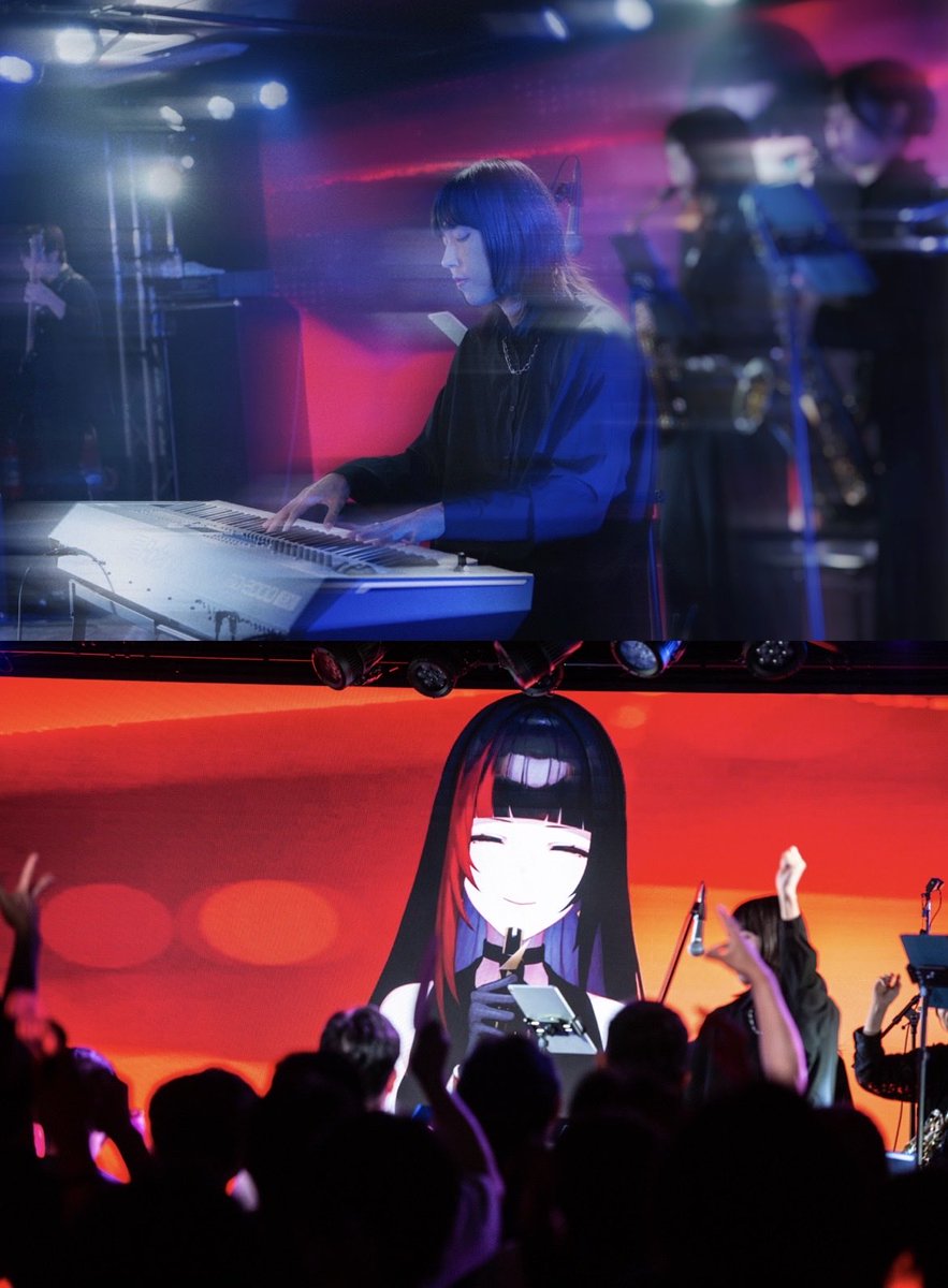 ok_ookami's tweet photo. #FLANICAFES 
Live photoが届きました (一部公開)
ニコニコヒバナさんのlivephoto、可愛いです🎇

今回はグッズデザインに加えライブ中のVJアセットや転換時のアートもやらせてもらいました。今回作った中でのお気に入りはシンガーの皆様のシルエットアイコン💐

••••
FLANICA member
Vo:百瀬ヒバナ@hibana_moyuru 
Key/Composer: 蒼井純人 @AoiSumito 
Gt:arie kay(Arii) @BELLPEPPERS_X 
Ba:JP @JP5jazz 
Dr: bataconga @Tbatabata 
Tb: takashina 
T.Sax: gumi
Tp: Tsubuan @tubuanman_54 
A.sax/director : okamiki kalk