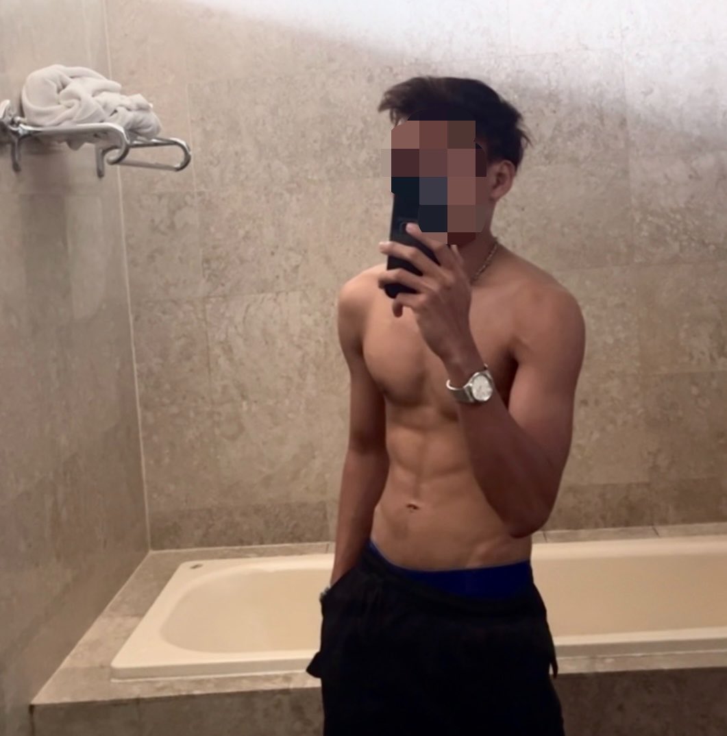ashr1ck's tweet photo. manly? https://t.co/yTsoepeLSx