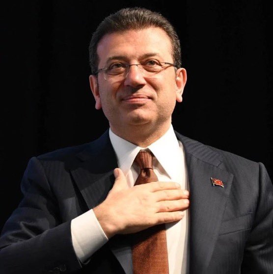 barkathaber's tweet photo. Ekrem İmamoğlu

"Aynaya baktılar, gördüklerini benim adıma iddianameye yazdılar" 

“Türkiye Cumhuriyeti, bir operasyon cumhuriyetine döndü” https://t.co/r3wNEJ5YS6