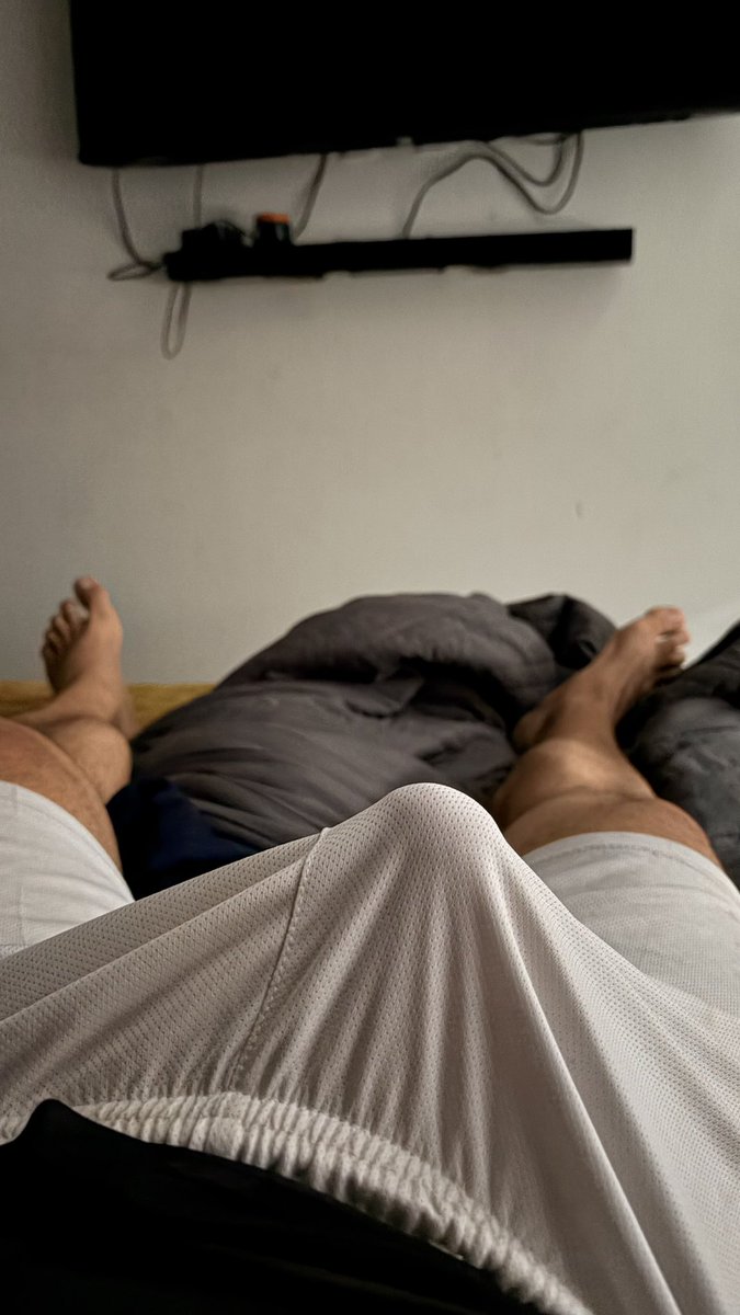 soyedgrey's tweet photo. Morning #mybulge https://t.co/k6Qezt4aut