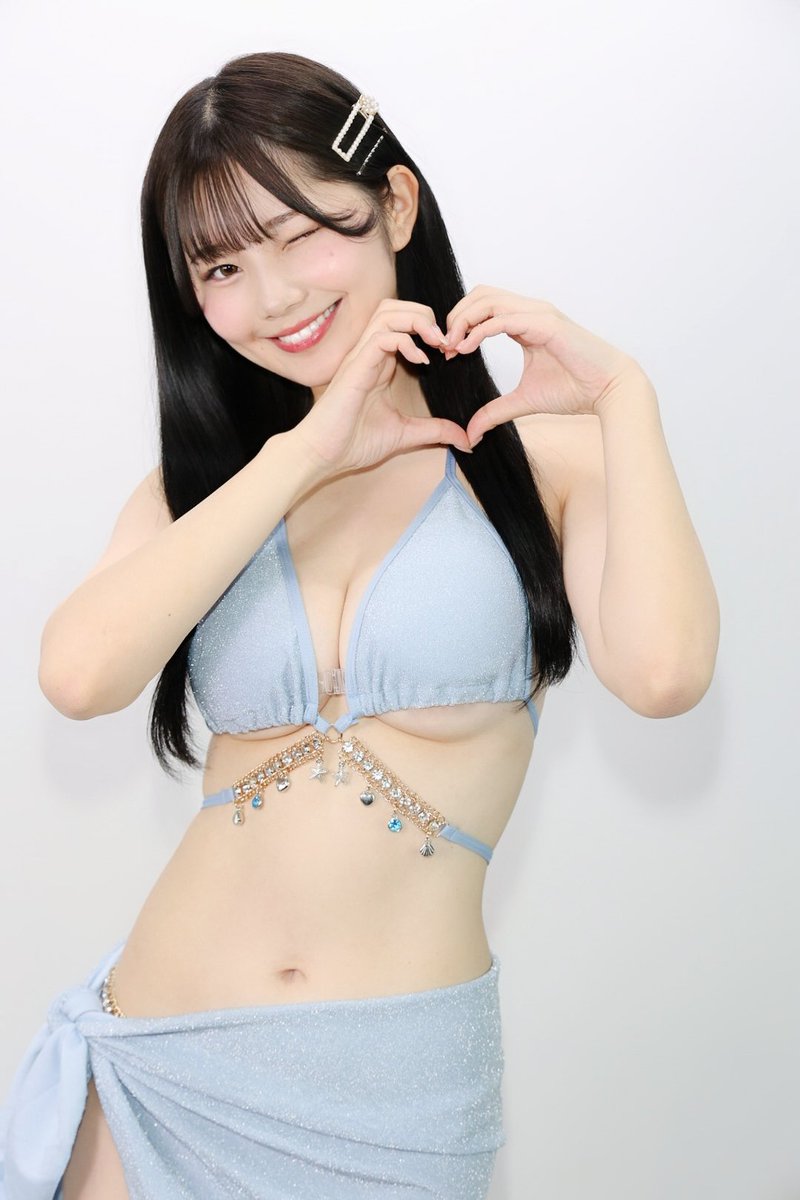 Aquaflask78K's tweet photo. 2026.10.11 MOODYZ主催 純白彩永ちゃんMOODYZリリースイベント！み～んな会いに来てね～！の即売会📸✨
Model:純白彩永サン(@mashiro__sana /@mashiro_sana2 )〜Part.2 ✨
デビューして1年が経過した現在も赤マル人気急上昇中のさなたん🐱🤍
MOODYZ専属女優として活躍する傍ら、様々な方面でも活躍の場を拡げているので、これからのさなたんに乞うご期待だね☝️😊✨
人気アイドルグループに居そうなルックスかつキャラクターも良いんですわ😁👍✨
さなたんのウインクした表情にハートマーク🫶でポージング取る仕草もバリ可愛いんよね👍✨
自分と同じ猫好きなところ(⁠実際猫飼ってます)は共感してしまいますね😺🐾
沢山のファンの皆さんと触れ合い、さなたんにとって、HAPPYな1日だったのでは☝️😊✨
また遊びに来ますね😊✨
※事務所掲載許可済。
#純白彩永 #さにゃんず #MOODYZ