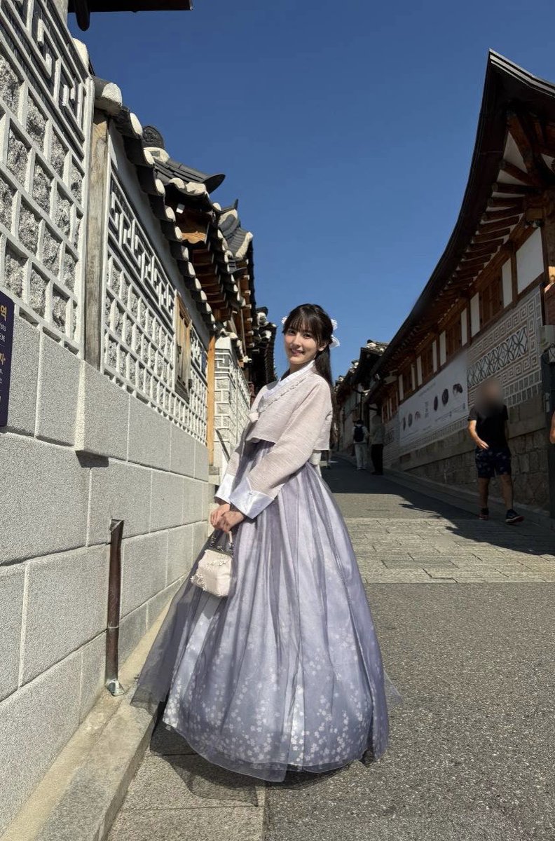 _Naomi_Payton_'s tweet photo. 初めての北村韓屋村観光✨
お散歩日和でした☀️ https://t.co/9lHvFadMTG