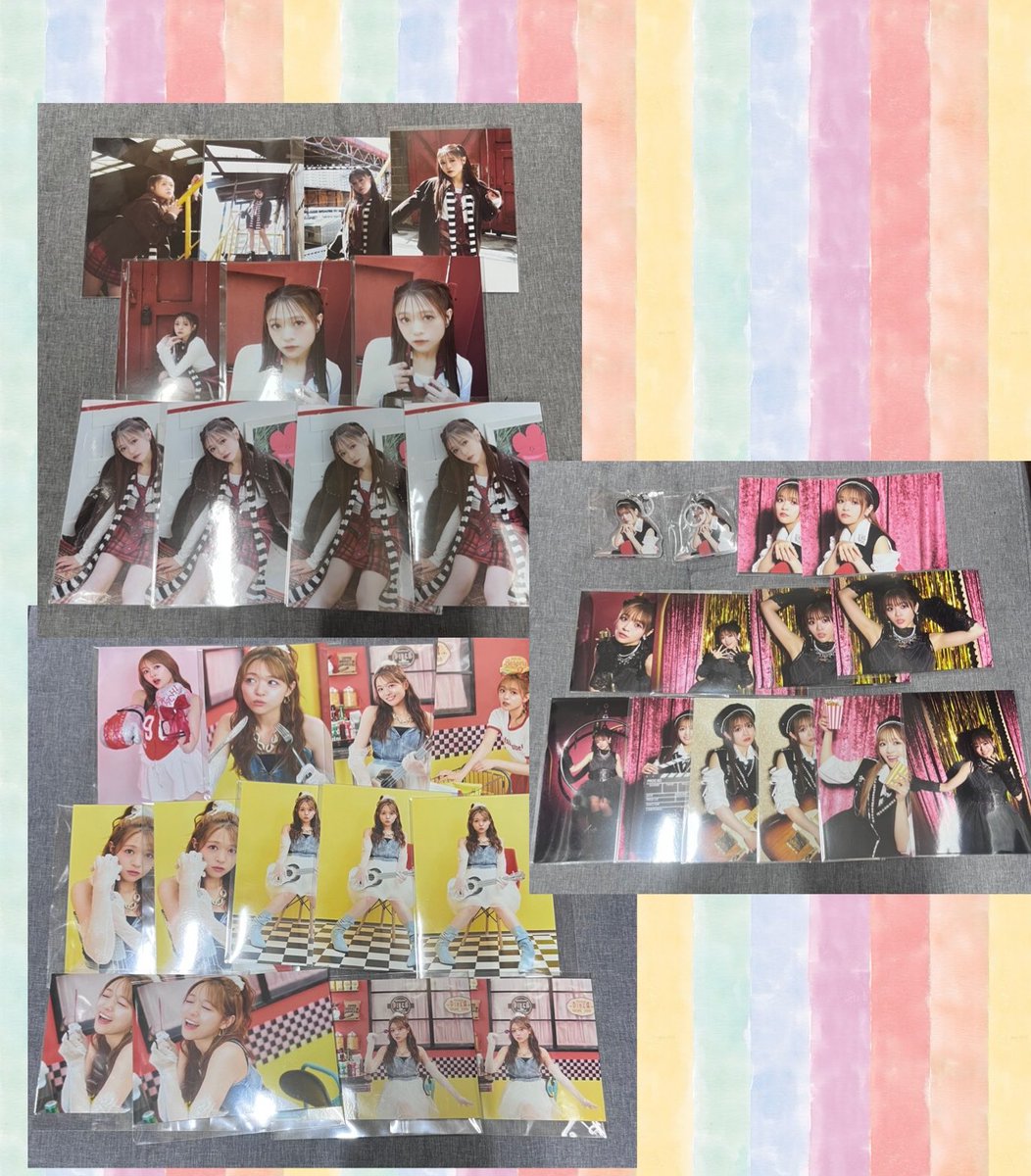 Ayane_wy's tweet photo. 【i☆Ris グッズ 取引】

譲（　画像添付

求（　ブロマイド1枚200円
　　　缶バッジ１個 500円
　　　アクキー１個 500円
　友希目印キー１個 600円

 ひみちゃんのビンテージシールは無償でお譲り致します。 https://t.co/gkTcoiZhcZ