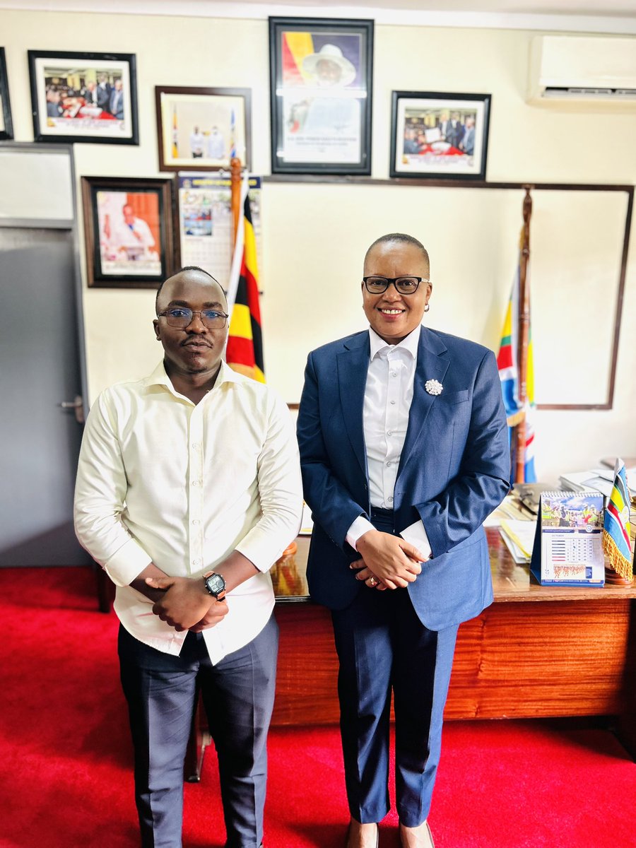 Mwijukyeivan's tweet photo. This afternoon, I had a thought-provoking engagement with Hon. Lydia Wanyoto, Minister of State for Public Service, on the role of young people in serving our country with patriotism, integrity, and a genuine commitment to the public good.

One powerful truth stood out: Uganda does not need a generation that only fights for political victories; it needs a generation prepared to turn its convictions into meaningful service to the people.

Your political affiliation should never become a barrier to your contribution to national development. Whether we agree or disagree politically, our communities still need solutions, our institutions need integrity, and our people deserve competent and selfless public servants.

To the young people of Uganda: do not allow political differences to kill your patriotism, divide your purpose, or silence your potential. You can belong to different political camps and still share one national responsibility to serve humanity, transform communities, and build a better Uganda.

The future is not secured by the politics we play, but by the lives we improve.

#YouthForNationalDevelopment #ServiceBeyondSelf #PatriotismBeyondPolitics #YouthLeadership #Uganda