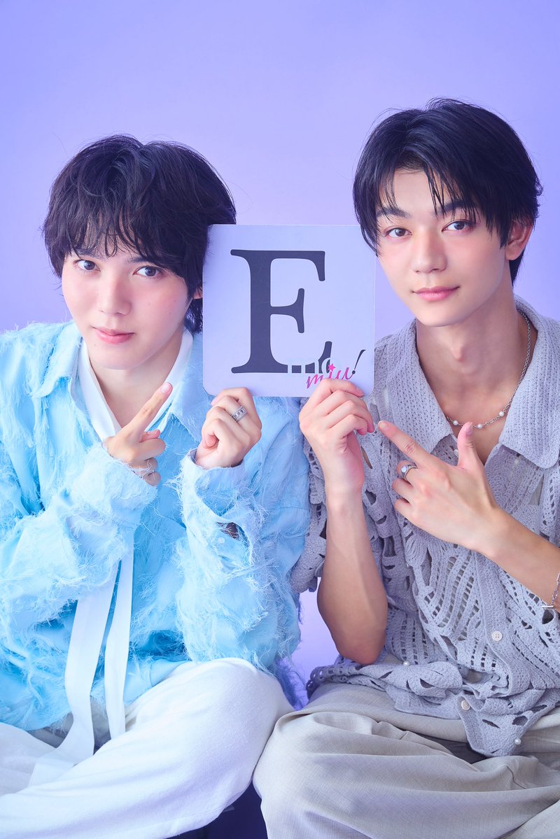 Emo_miu's tweet photo. ＼✨プレゼント✨ ／
#小泉光咲×#吉澤要人 インタビュー記念！直筆サイン入りチェキを【2名様】に🤍💜
@kanamey_0712 @genjibu_sdr
#ゲンジブ  #かげーず #ご褒美ラリン #Emomiu

応募方法は
①@Emo_miuフォロー
②この投稿と下の投稿をリポスト
〆切／11月15日
 
⏬詳細
🔗https://t.co/rAjD18faiT https://t.co/hKUUHNNqdX