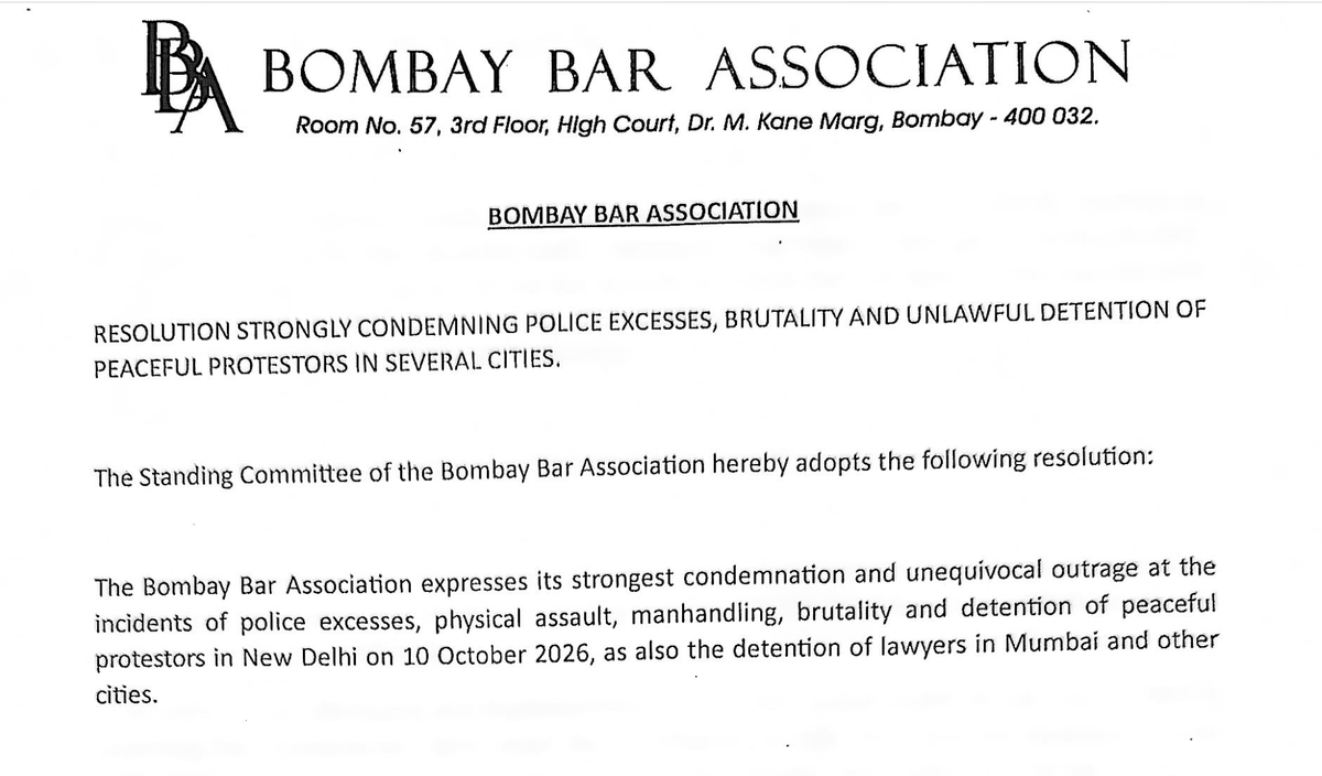 barandbench's tweet photo. Bombay Bar Association passes resolution strongly condemning police excesses and detention of peaceful protestors and lawyers in New Delhi and Mumbai.

The association calls the manhandling of senior advocate Shadan Farasat, "like a parcel of goods" to be wholly unacceptable.

It has demanded an impartial, time-bound inquiry into police conduct.

#BombayHighCourt #CECProtests #CJP2Protest