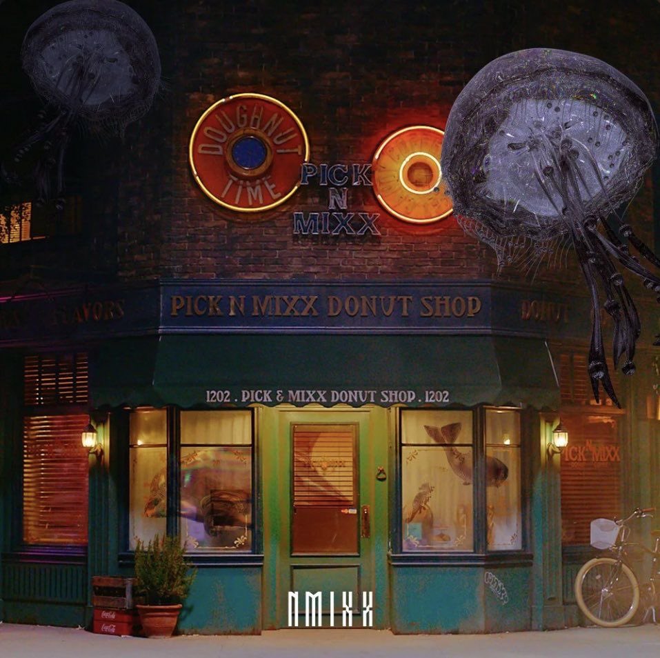nmxxies's tweet photo. PICK NMIXX DONUT SHOP IS REAL NOW 😭😭😭😭😭😭 https://t.co/w6akrKpB5L