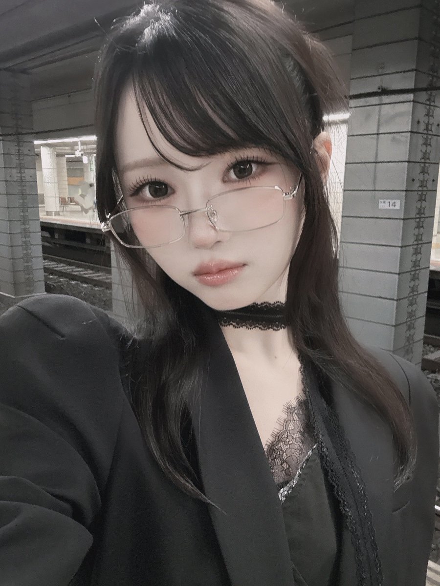 ichihara_ayumi_'s tweet photo. ❤️‍🩹🎸⚡︎ https://t.co/Mzb6EPJ5hb