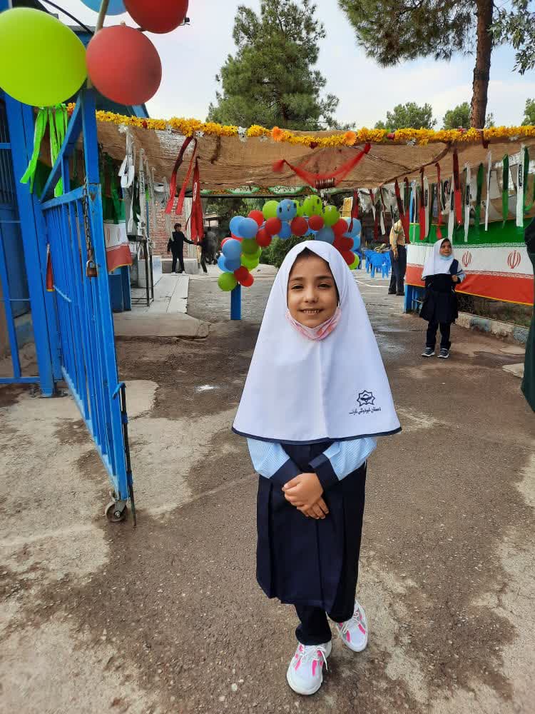 soltaninezhad20's tweet photo. و باز هم شـ ـ ..هادت بانوان کشورم...

شعار "زن زندگی آزادی"شون گوش فلک رو کر کرده!
اما کدام زن؟ کدام زندگی؟ کدام آزادی؟
دختر معصوم من زندگی نمی‌خواست؟ همسرم و خواهرام زن نبودند؟ بچه‌هاشون زندگی نمی‌خواستند؟ این دو تا خانم، همسر و مادر یک خانواده نبودند؟ ننـ ـ.ـگ بر حقوق بی بشر! https://t.co/fgSoluGBp8