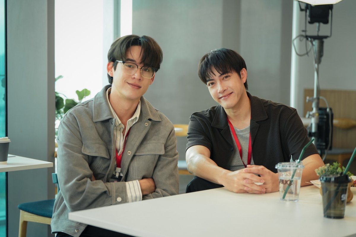RoundOneSeries's tweet photo. นายคนนั้นชื่ออะไรนะ แซคเหรอ เริ่มจำไม่ได้แล้วน่ะสิ ถ้ายังไม่รีบมาหาเดี๋ยวจะ (แกล้ง) ลืมละนะ 😜

#RoundOneSeries #GMMTV
@gawincaskey @thor_thinnaphan https://t.co/iuQzBq0LQa