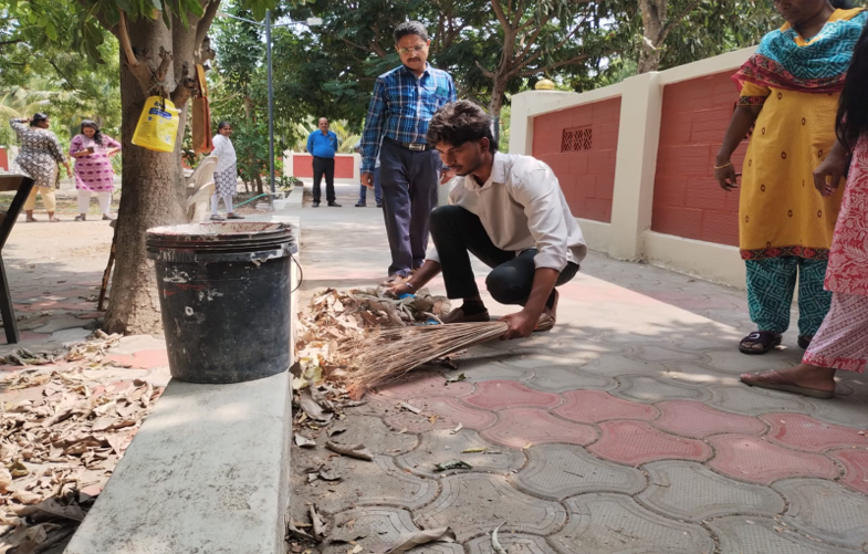 NHDC_R0_CBE's tweet photo. On the occasion of the Swachhata 6.0 Campaign, NHDC Regional Office, Coimbatore, carried out cleanliness activities at Rudhrappa Nagar Park, promoting cleanliness, hygiene, and environmental awareness.

#Swachhata6.0 #SwachhataHiSeva #CleanIndia #NHDC https://t.co/C8IibIOTPP