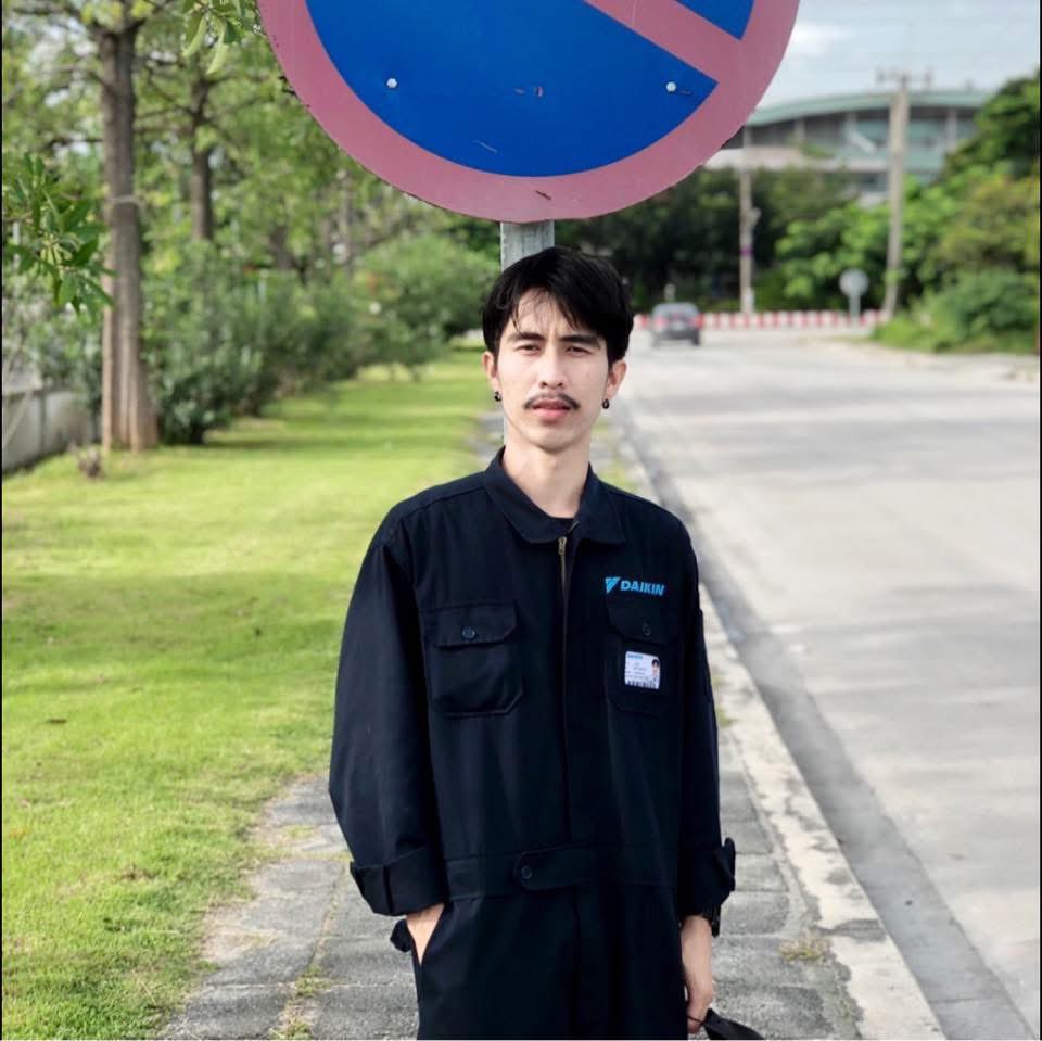 luckyluckyio7's tweet photo. หนุ่มน้อยในโรงงาน🖤

#หนองก้างปลา #บ่อวิน #ห้วยปราบ 
#สระพานสี่ #มาบยางพร https://t.co/oHi4IXbATg