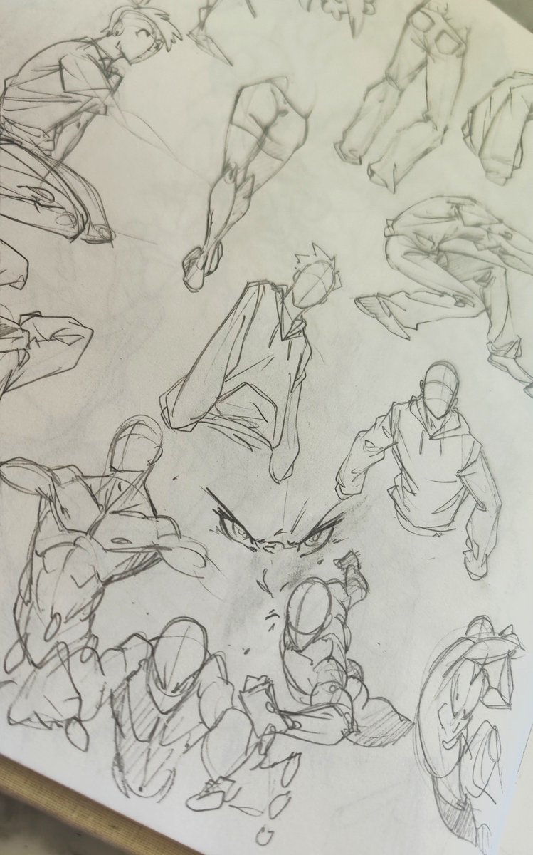inkartluis's tweet photo. Sketching.
Love drawing dynamic poses ✨👍

#animation #keyanimation #keyframes https://t.co/G35xGfTfC3
