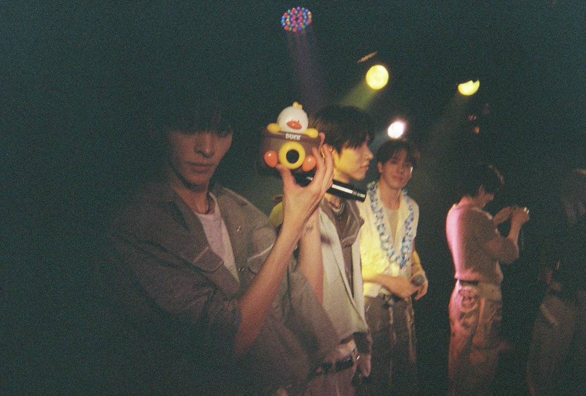 nSSign_official's tweet photo. 📸 Through n.SSign's Eyes
OSAKA &amp; FUKUOKA 🎞️
엔싸인의 시선으로 담은 COSMO 💛

#nSSign #엔싸인 #エンサイン
#nSSign_TWOROOMS #TWOROOMS https://t.co/0N79uwP6cD