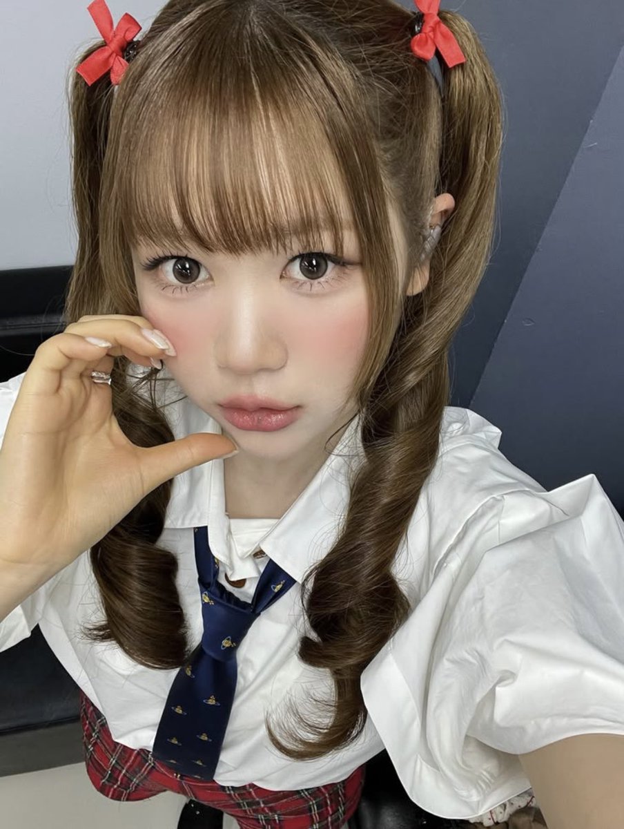 atpmpmjd's tweet photo. hearts2hearts イェオン トレカ グッズ 買取 交換 代行 共同購入 

求→イェオンちゃんのトレカ・グッズ
譲→メルペイ

できるだけ最安値以下でお願いします🙏
お気軽にお声掛けください！ https://t.co/RAe32MtHBf