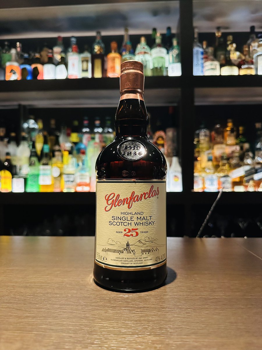 cocktailfreaks's tweet photo. グレンファークラス25年
#カクテル #カクテルフリークス #カクフリ #バー #国分寺 https://t.co/Px3G5QVfLd