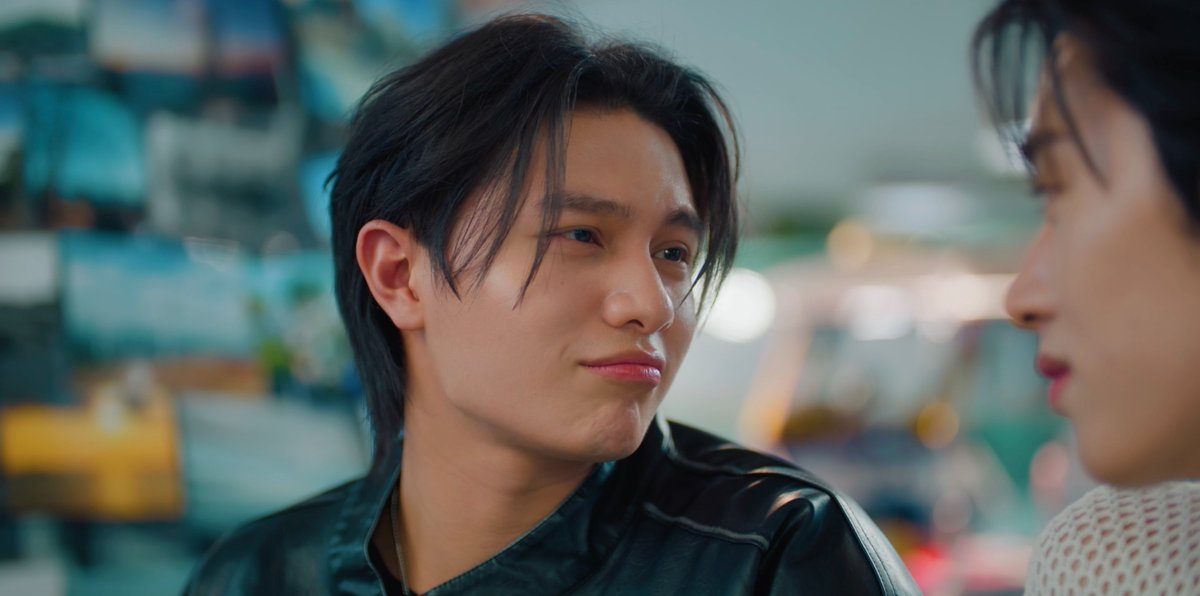 GMMTV's tweet photo. อย่ามาทำตัวน่ารักมากได้ป่ะ ถ้าหลงจนเป็นบ้าขึ้นมาจะทำไงล่ะ 🥺💗
#YouManiacSeriesEP8
@Williamjkp1 @EstRvp https://t.co/uKQYkJWNsC