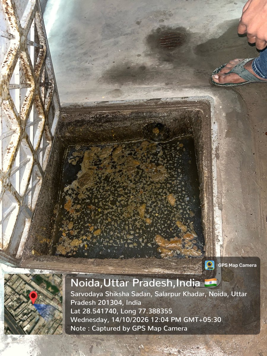 Sandeepb07's tweet photo. शिकायत पत्र विषय: घर में सीवर का गंदा पानी घुसने की आपातकालीन शिकायत। महोदय, हमारे घर में सीवर का गंदा पानी लगातार घुस रहा है। महामारी फैलने का खतरा है, कृपया तुरंत कार्रवाई करें
#KrishnaKarunesceosir  
@CeoNoida @noida_authority @CPCB_OFFICIAL @CMOfficeUP @MoHFW_INDIA @arpbks https://t.co/xfUZctPLE6