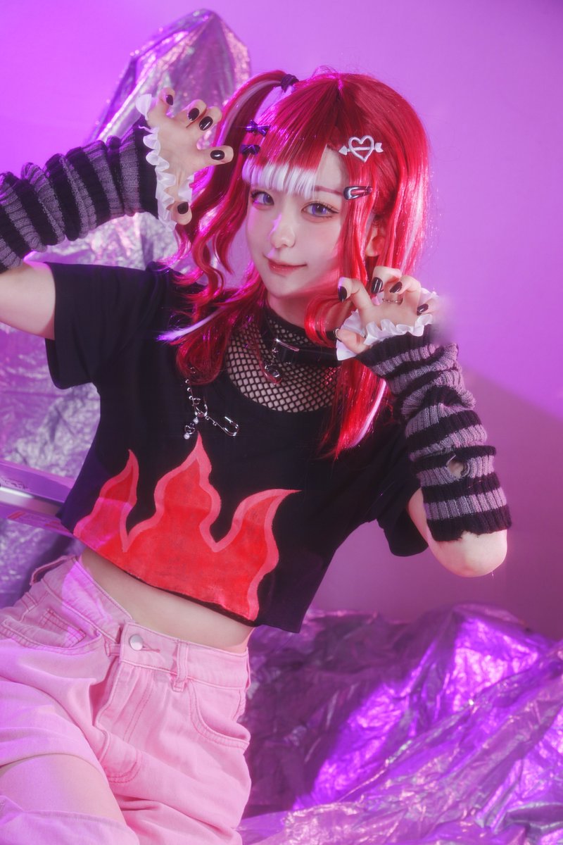 uryuu_nemuI's tweet photo. cos 🍰🧁

                          ❤︎ラウ"ィ❤︎ https://t.co/xYYhHAxp1n