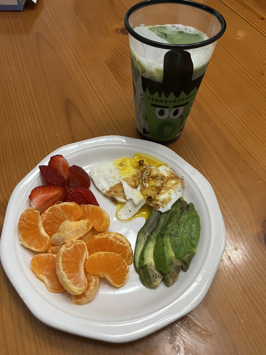 victorrexic's tweet photo. Breakfast the past three days🤤🤤
260-286kcal 20g protein 5g fiber https://t.co/bREYaprHDQ