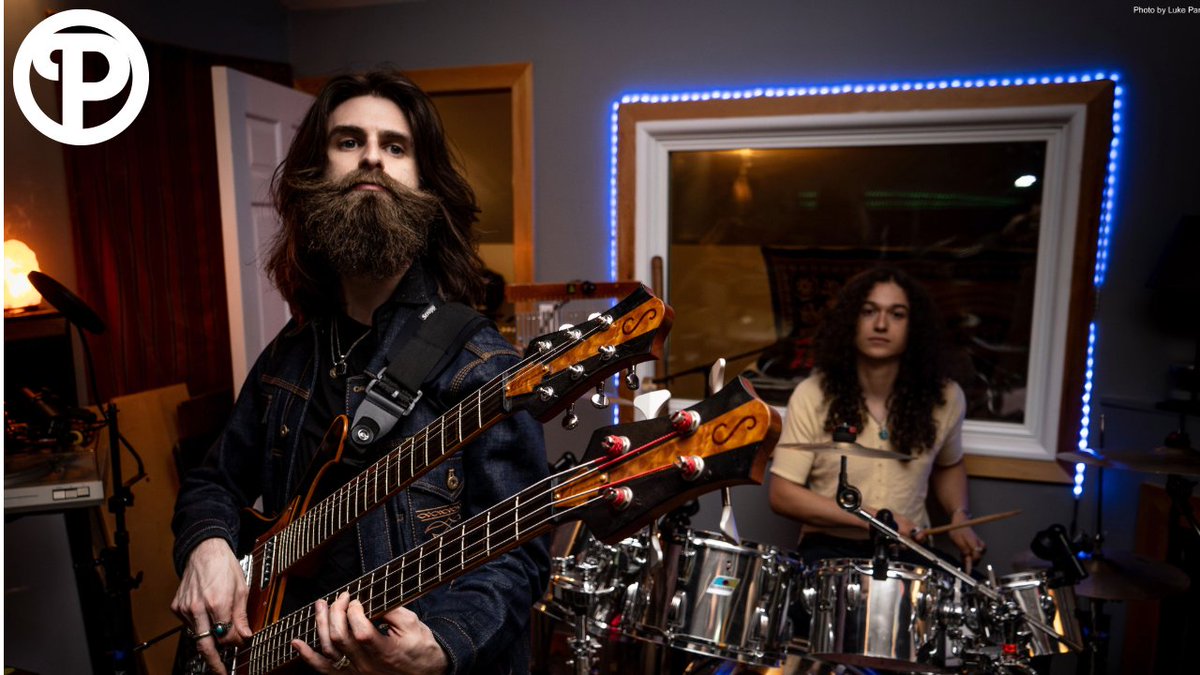 ProgMagazineUK's tweet photo. Canadian prog duo @CrownLandsMusic have released a new three-track digital EP, Casting Stones, a collection of three tracks recorded during the Apocalypse sessions.

Watch the band perform the title track at Chalet Studios: https://t.co/3j8wWllmzW https://t.co/DJ8ePCbJBM