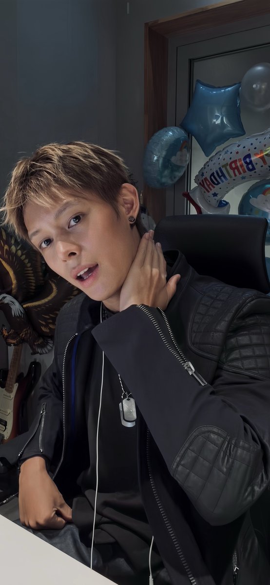spideyufan's tweet photo. birthday boy https://t.co/VJROs5PT3k