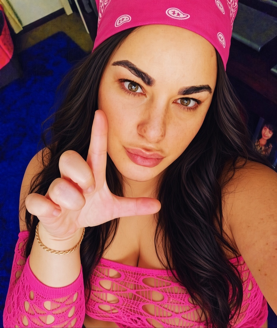 goddessjaminaWA's tweet photo. There's no denying most of u are pussy free losers! Submit to me and at least lose your ass virginity 🤣🤣😈😈😈 pegging findomaus femdomaus perth luxury domina https://t.co/cSgIcbakAW