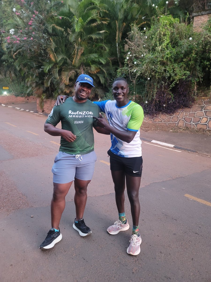 RonacoVeli911's tweet photo. Folkes,all the way to 🇰🇪Nairobi nextweek for #Standard Chartered Nairobi marathon on 25th October 2026.🇺🇬Meets Nairobi again for a shakeout run on 24th october2026 at the Hub mall Karen nairobi,starting at 7:00AM.its a easy 5km.proudly sponsored by #Tusker lite Rwenzori marathon https://t.co/uuiwbzHWFs
